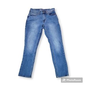 Old navy straight leg blue jeans size 28.